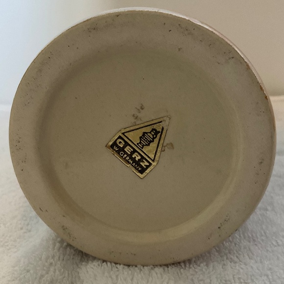 Vintage GERZ W. GERMANY 20 oz Stoneware Beer Stein with Pewter Lid - Picture 5 of 16